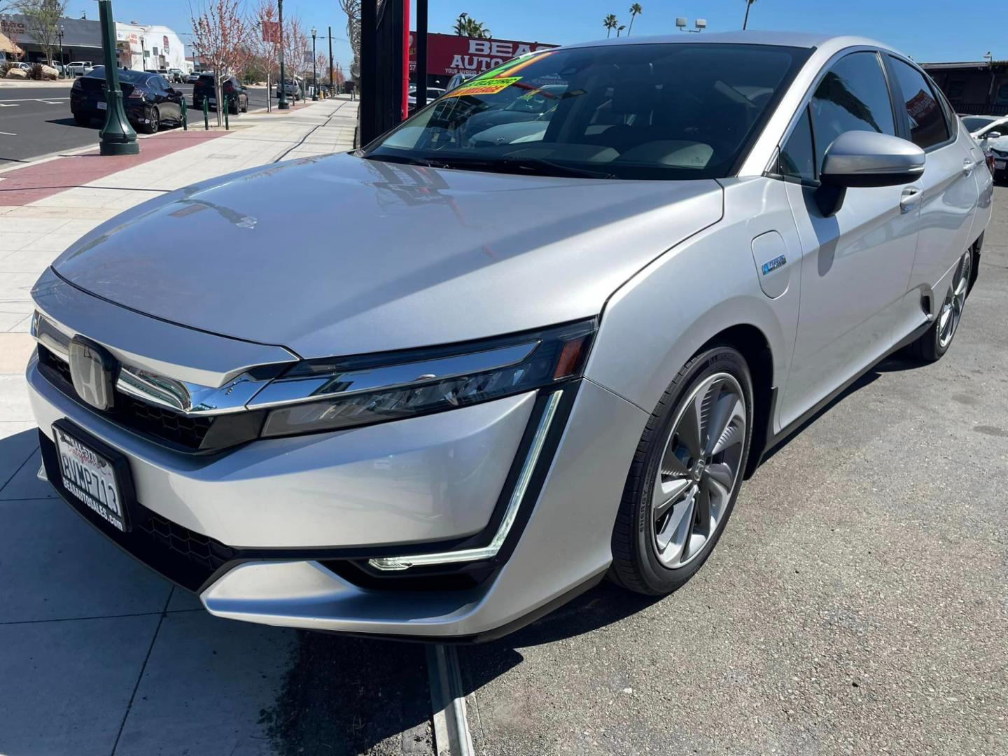 2021 SILVER /BLACK Honda Clarity Plug-In Hybrid (JHMZC5F14MC) with an 1.5L L4 DOHC 16V HYBRID engine, CVT transmission, located at 744 E Miner Ave, Stockton, CA, 95202, (209) 944-5770, 37.956863, -121.282082 - Photo#3